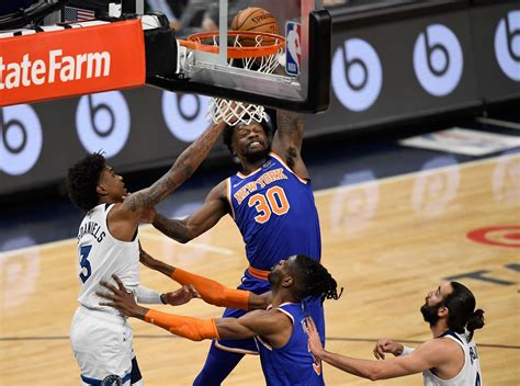 New York Knicks vs Minnesota Timberwolves Dec 28, 2021 .